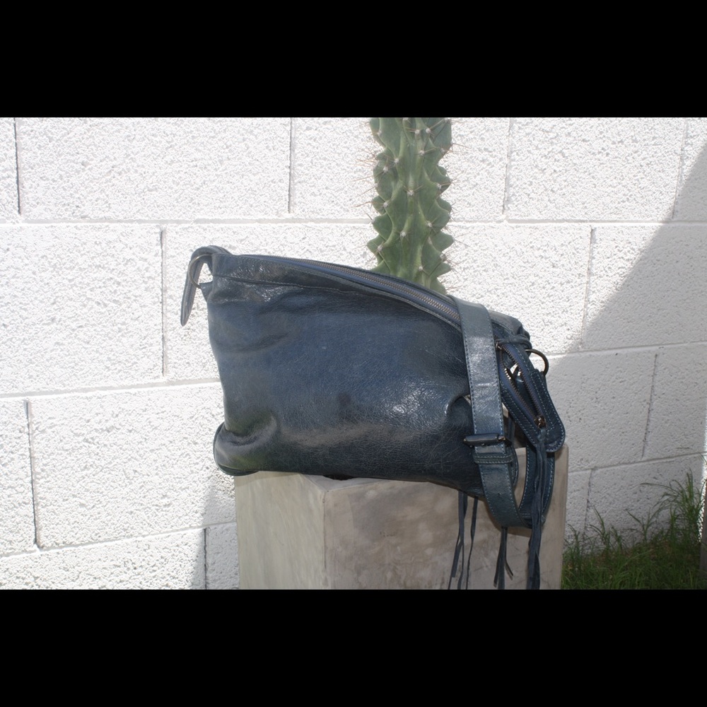 Balenciaga messenger bag in navy - Picture 5 of 5